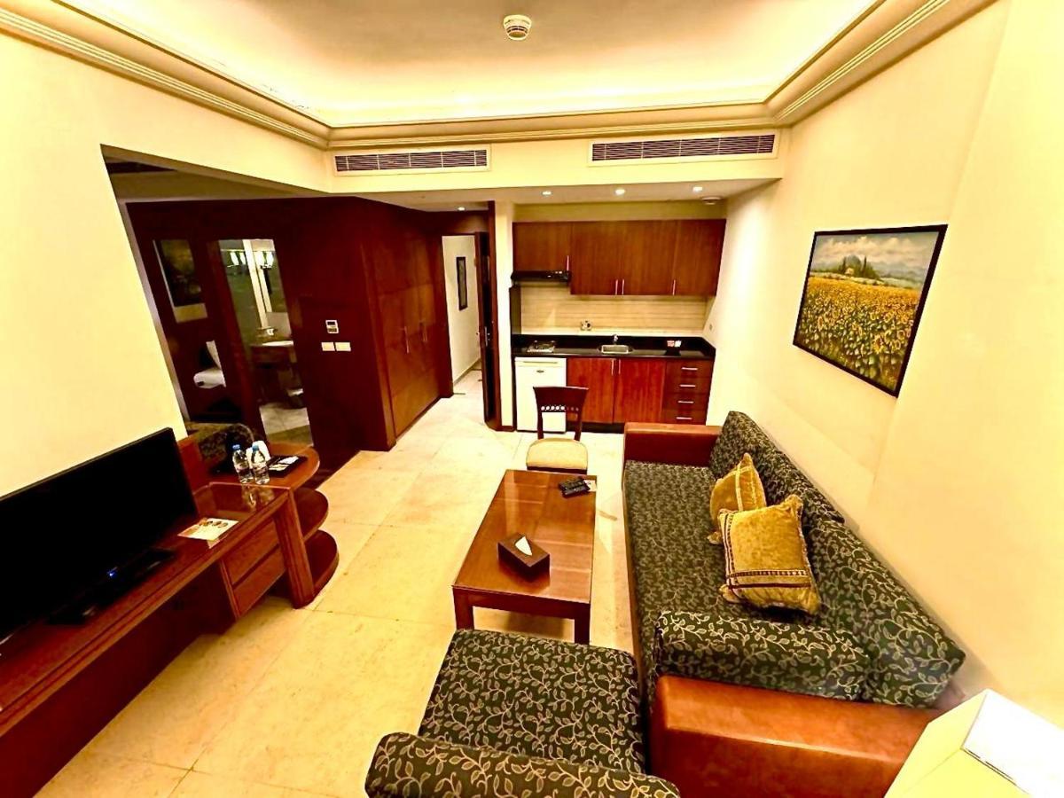 King Suites Hotel Beirute Exterior foto